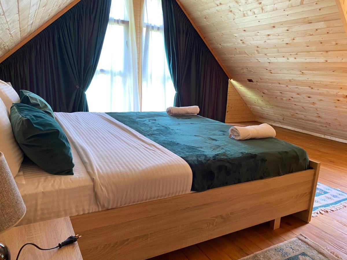 Guesthouse Demushi Valbone Bagian luar foto