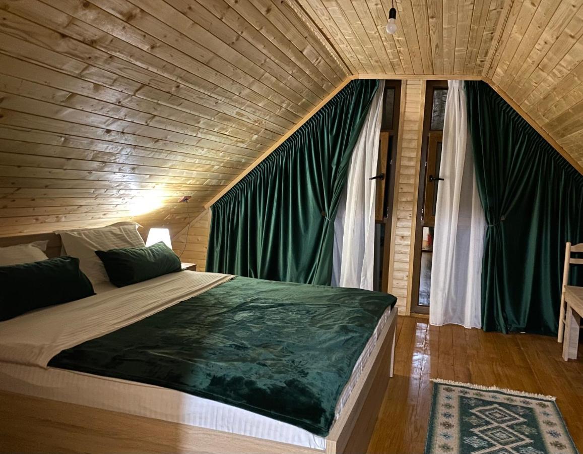 Guesthouse Demushi Valbone Bagian luar foto