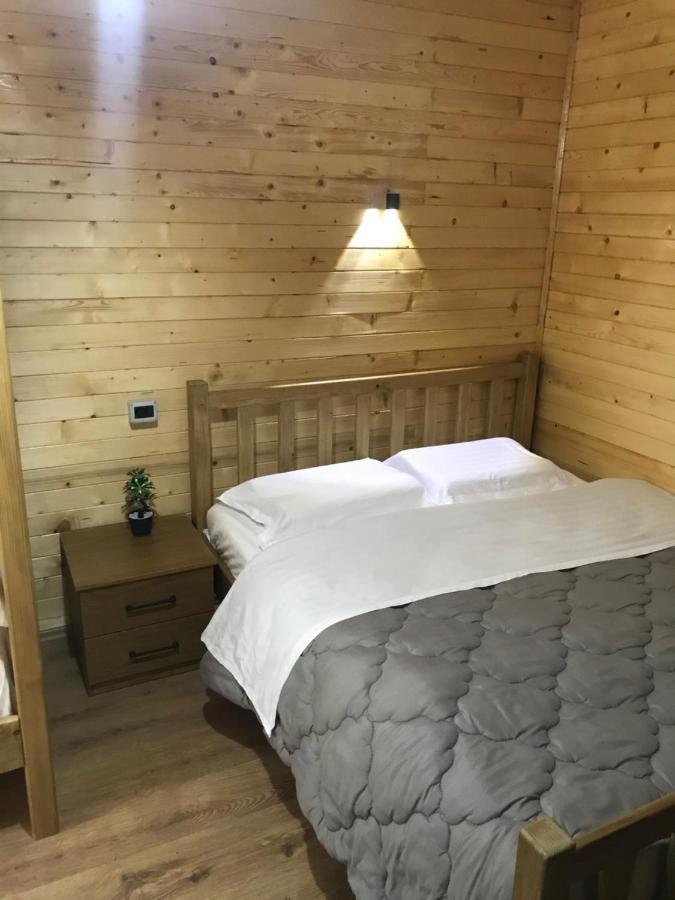 Guesthouse Demushi Valbone Bagian luar foto