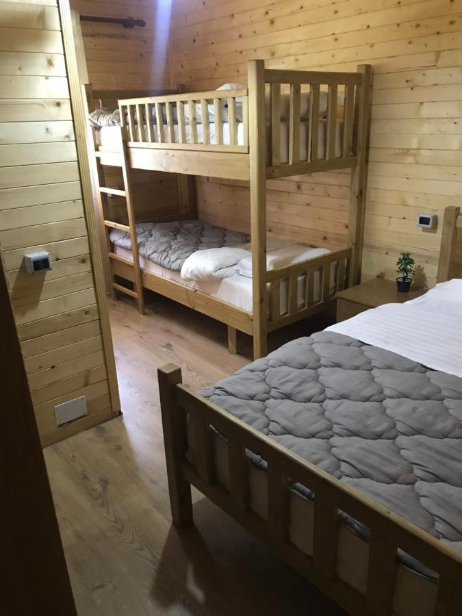 Guesthouse Demushi Valbone Bagian luar foto