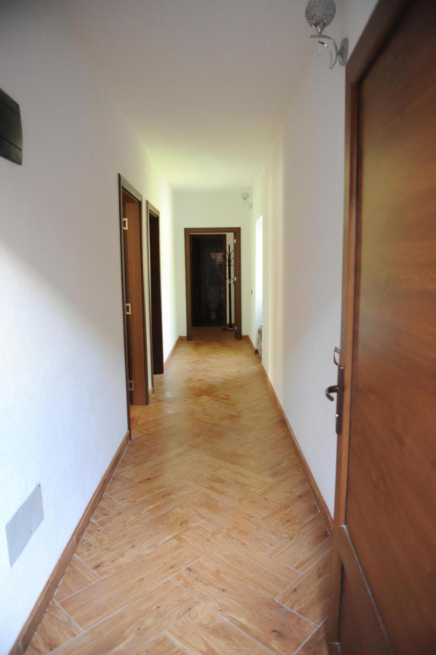Guesthouse Demushi Valbone Bagian luar foto